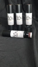 Load image into Gallery viewer, Lace Knot Concealer